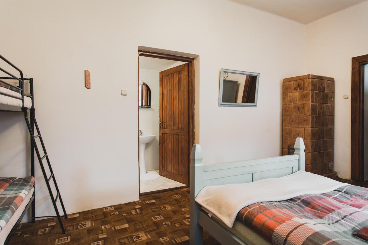 Stara Szkola Villa Krempna Bagian luar foto